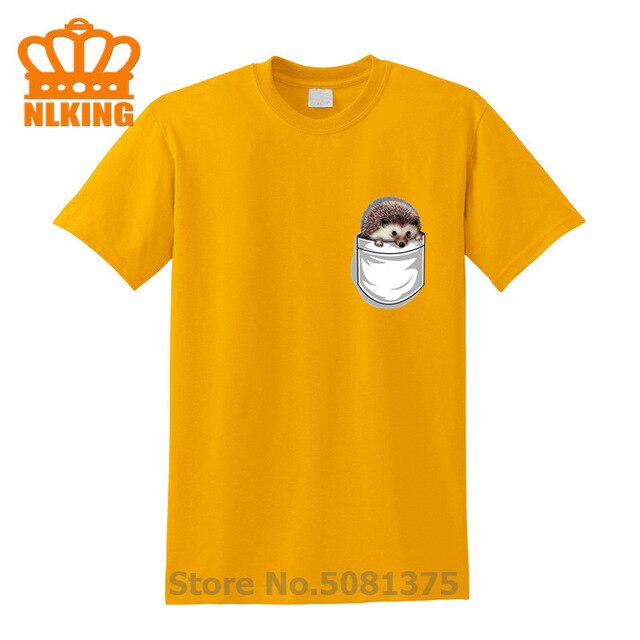 New Funny Hedgehog The Pocket Traveler Print T-Shirts Summer Male Tops Fashion Men T shirt Cute Fake Pocket In My Tees Boys Tops - foodandtravelers