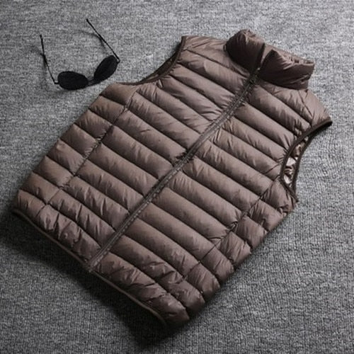 Winter New Men White Duck Down Vest Ultralight Sleeveless Vest Jacket Fashion Stand Collar Men Large Size Loose Vest